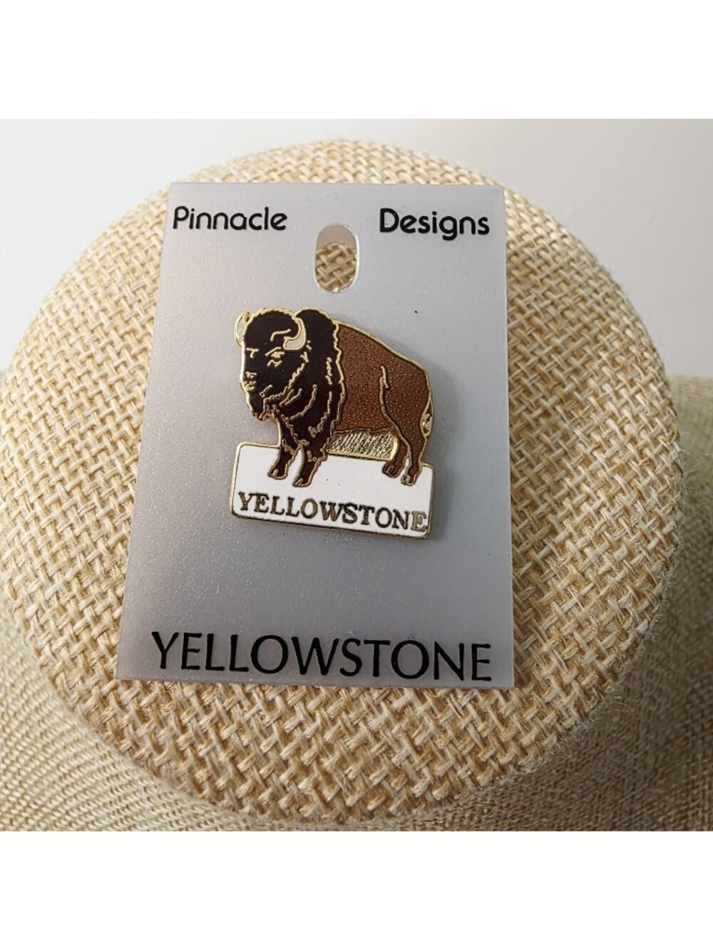 Yellowstone National Park Wyoming Old Faithful Buffalo Souvenir Lapel Hat Pin